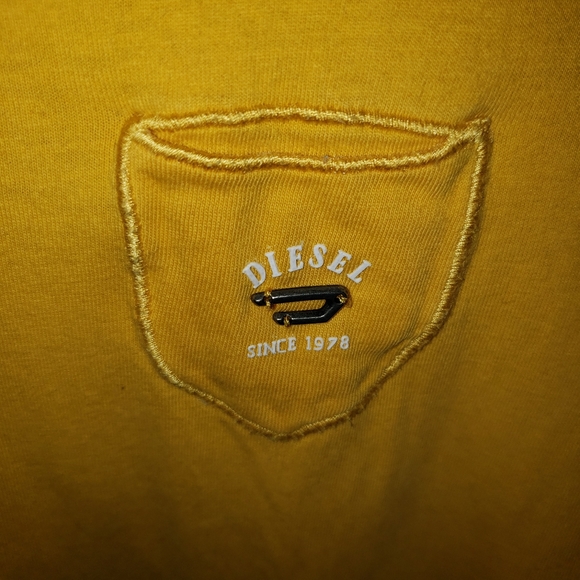 Boys Diesel tshirt - Picture 2 of 5